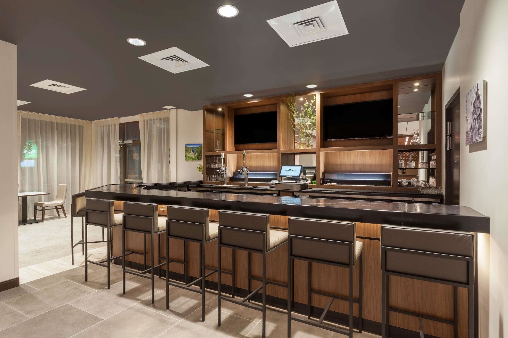 Wingate By Wyndham Altoona Downtown/Medical Center Hotel Екстериор снимка