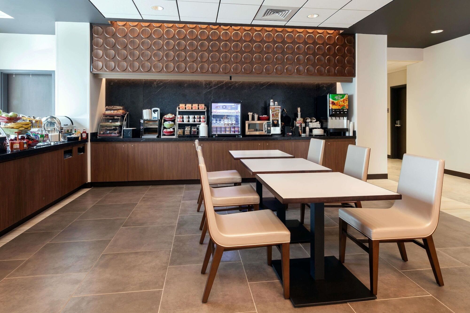 Wingate By Wyndham Altoona Downtown/Medical Center Hotel Екстериор снимка